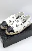 chaussures espadrilles chanel en cuir d'agneau blanc et noir avec logo cc noir pointure 36c