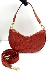 sac lune lacoste maheki en cuir embossé rouge brique