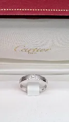 bague cartier love petit modèle en or blanc or 750 millième (18 ct) 3,66g