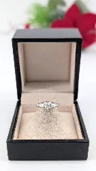 bague solitaire bulgari corona en platine centrée d'un diamant environ 0,30ct  platine 950 millième (23 ct) 6,1g