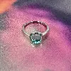 bague swarovski ornée d'une pierre bleu turquoise