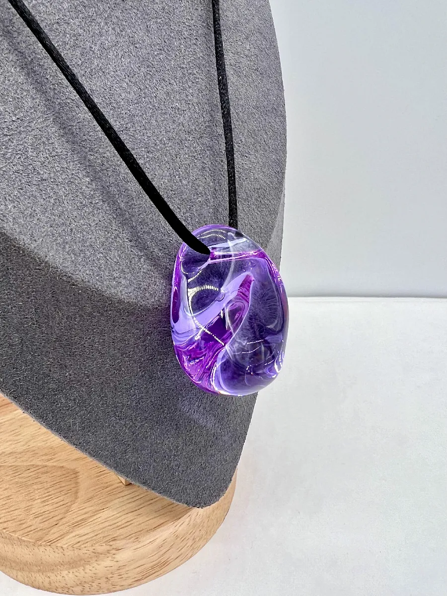 Collier Avec Pendentif Goutte D'eau En Zircon Violet Et Diamant Gris - Chaîne Longue, Acier Inoxydable, Neuf Avec étiquettes