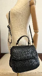 sac à main victor et hugo gil noir avec la bandoulière