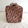 sac de voyage bowling christian dior vintage en tissu jacquard dior oblique et cuir couleur bordeau