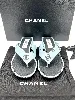 sandales / chaussures chanel en cuir bleu ciel avec logo cc t36c