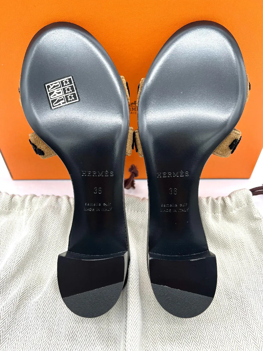 Sandales HERMES OASIS En Cuir Marron Doré - Taille 38 - Talons Bas Slides - Neuf Avec Emballage