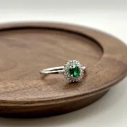 1972750 bague solitaire avec une pierre vertes et entourée d'oxydes t50 argent 925 millième (22 ct) 2,2g argent 925 millième (22 c