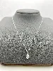 87399045 collier orné d'une pierre coupe poire et entourée d'oxydes argent 925 millième (22 ct) 3,76g argent 925 millième (22 ct) 