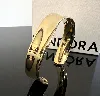 bracelet jonc ouvert pandora de forme organique plaqué or 14k