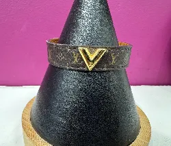 bracelet louis vuitton essential v