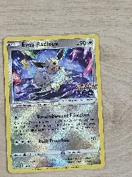 carte pokémon évoli radieux swsh230 fr