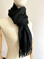 echarpe eric bompard en cachemire noire