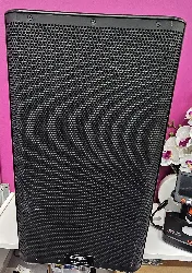 enceinte amplifiée qsc k12.2