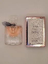 flacon eau de parfum lacôme la vie est belle 4ml