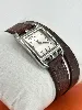 montre hermès cap cod bracelet double tour en cuir marron, mouvement quartz, boîtier et finition métallique en acier argenté