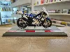 vehicule miniature 1/18 altaya - yamaha yzr-m1 2012 jorge lorenzo