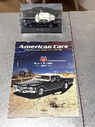 voiture miniature 1:43 buck rivera 1972 - noire et blanche- voitures américaines