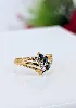 bague 2 ors sertie de 3 saphirs forme navette et 1 petit diamant or 750 millième (18 ct) 1,6g