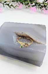bague serpent en 2 ors ornée d'une émeraude sur la tête or 750 millième (18 ct) 1,02g