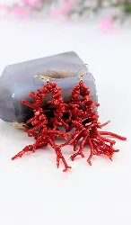 boucles d'oreilles pendantes en or et branches de corail or 750 millième (18 ct) 19,29g