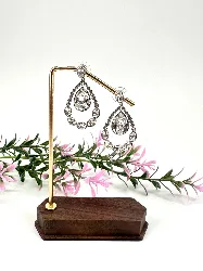 boucles d'oreilles swarovski forme de larme en cristal blanc
