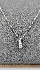 collier en or blanc avec un pendentif orné d'un diamant d'environ 0,10ct  or 750 millième (18 ct) 2,45g