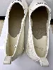 espadrilles / mocassins chanel logo noir sur le cuir d'agneau beige