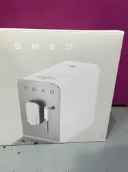 expresso avec broyeur smeg bcc12blmeu 1350 w noir