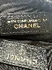 pochette chanel en cuir suédé noire avec logo cc