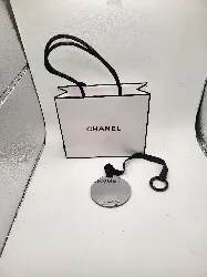 porte clé miroir chanel