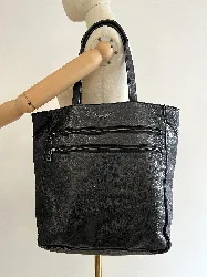 sac cabas zadig et voltaire en cuir noir