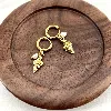3605109 boucles d'oreilles creoles avec pendentifs coque et perle