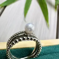 bague en argent ornée d'une perle et présente un design multi-anneaux texturé argent 925 millième (22 ct) 4,58g