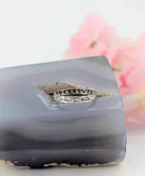 bague us en platine sertie de 24 diamants taille 8/8 or 916 millième (22 ct) 1,75g