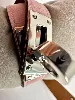bracelet hermès kelly double tour en cuir couleur sakura