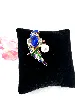 broche pérroquet en métal doré et émaillé ornée des strass blancs et bleus