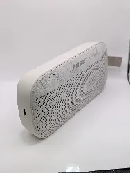 enceinte portable étanche sans fil bluetooth bose x noble edition limitée blanc et gris