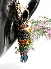 porte-clés / bijou de sac hibou en métal doré et émaillé ornée des strass blancs et noirs