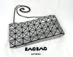 sac bandoulière issey miyake  baobao argenté avec chaîne amovible