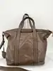 sac vanessa bruno zippy en cuir taupe avec bandoulière