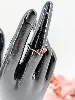 bague or ornée de quatre grenats  or 585 millième (14 ct) 2,17g