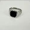 bgac bague chevalière avec onyx carré en acier