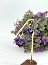 boucles d'oreilles creoles fleurs violets