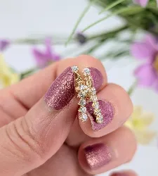 boucles d'oreilles oxyde en or chacune avec une barre de 5 oxydes pendante or 750 millième (18 ct) 0,82g