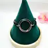 bracelet cordon en cuir marron avec une breloque cercle en argent argent autre 3,73g