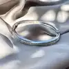 bracelet jonc ouvrant swarovski orné de strass