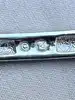 bracelet jonc ouvrant swarovski orné de strass