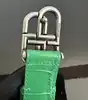 ceinture balenciaga en cuir embossé crocodile vert avec logo bb argenté vieilli taille 70