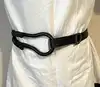 ceinture christian dior vintage en cuir noir avec boucle logo d argenté habillée de cuir, taille 85