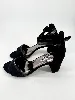 chaussures / sandales en talons en cuir noir